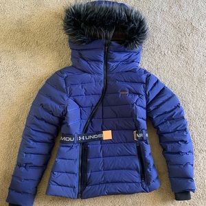 Lindsey Vonn 800 fill white goose down winter jacket. Royal blue.